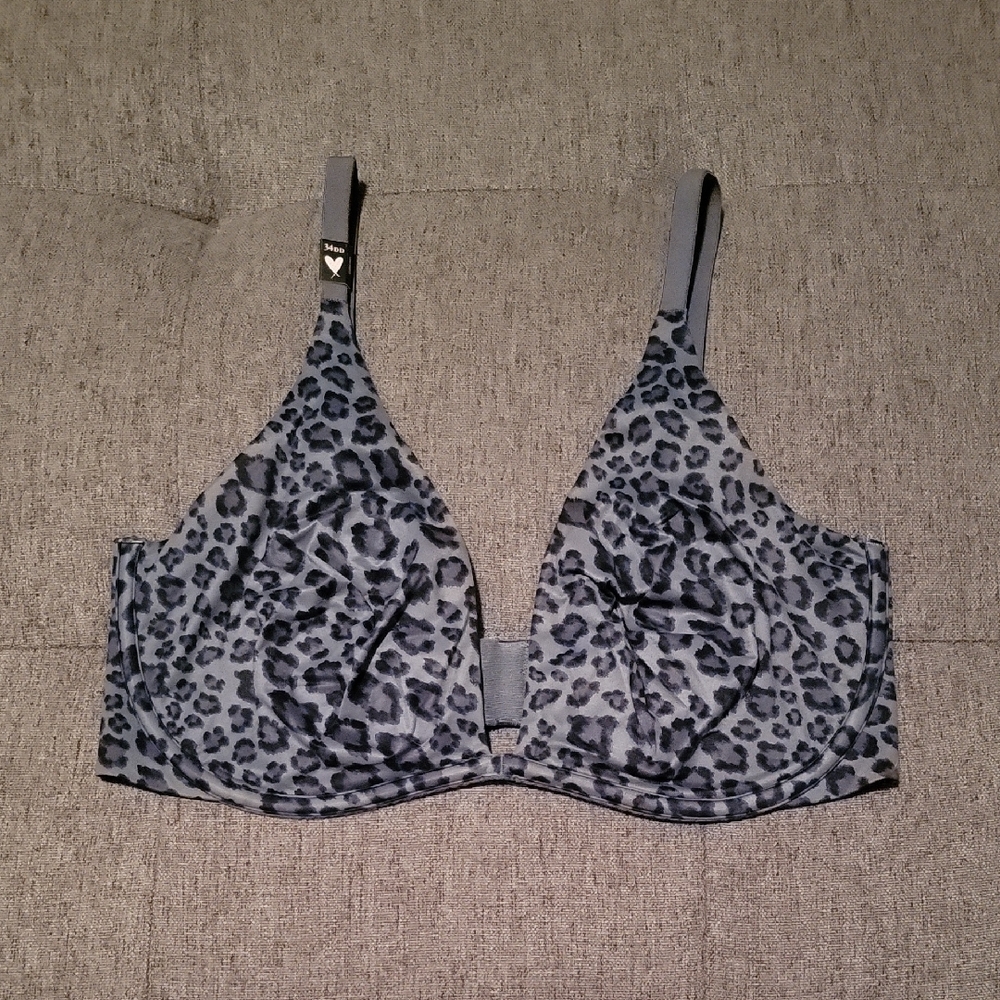 Victoria's Secret Incredible Ultimate Plunge Bra Black Leopard Sz.34DD